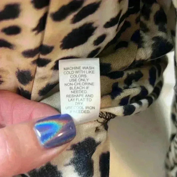 Cato Leopard Print Scoop Neck 3/4 Sleeve Smocked Peplum Top Size Large - Picture 7 of 8